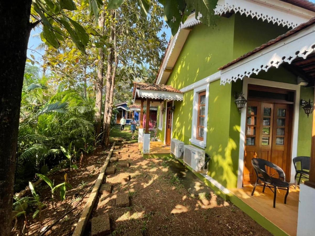 The Amrit Goa Bed & Breakfast Candolim Exterior photo